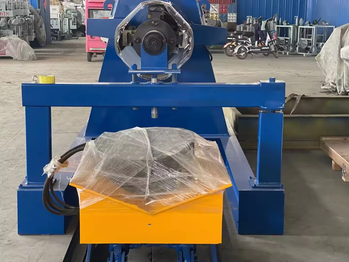 Hydraulic Uncoiler 5tons/10tons with feeding coils car