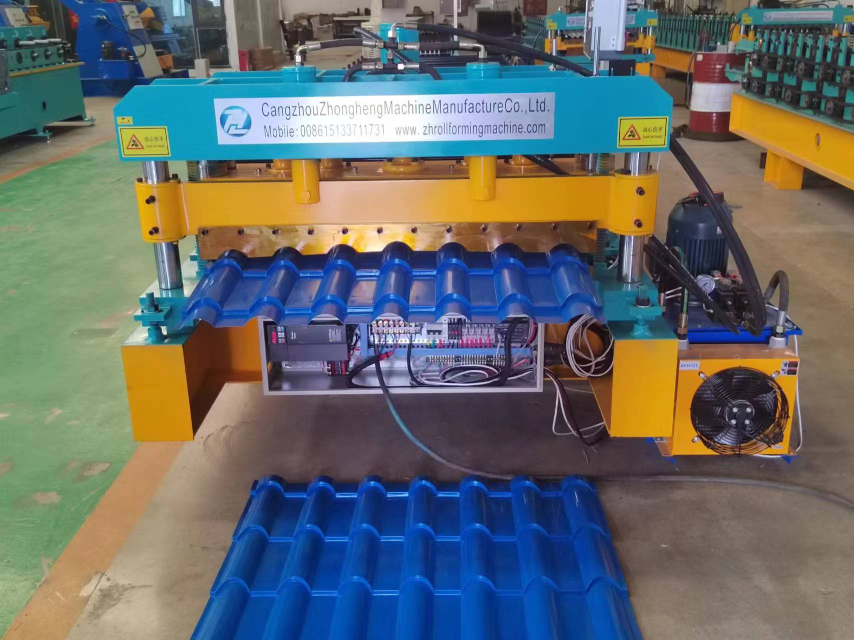 Popular customized Imitation resin glazed roof tile roll forming machine